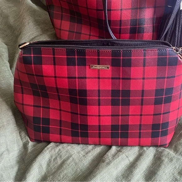 Mark Hall 3 Piece Tote Set - Picture 2 of 9